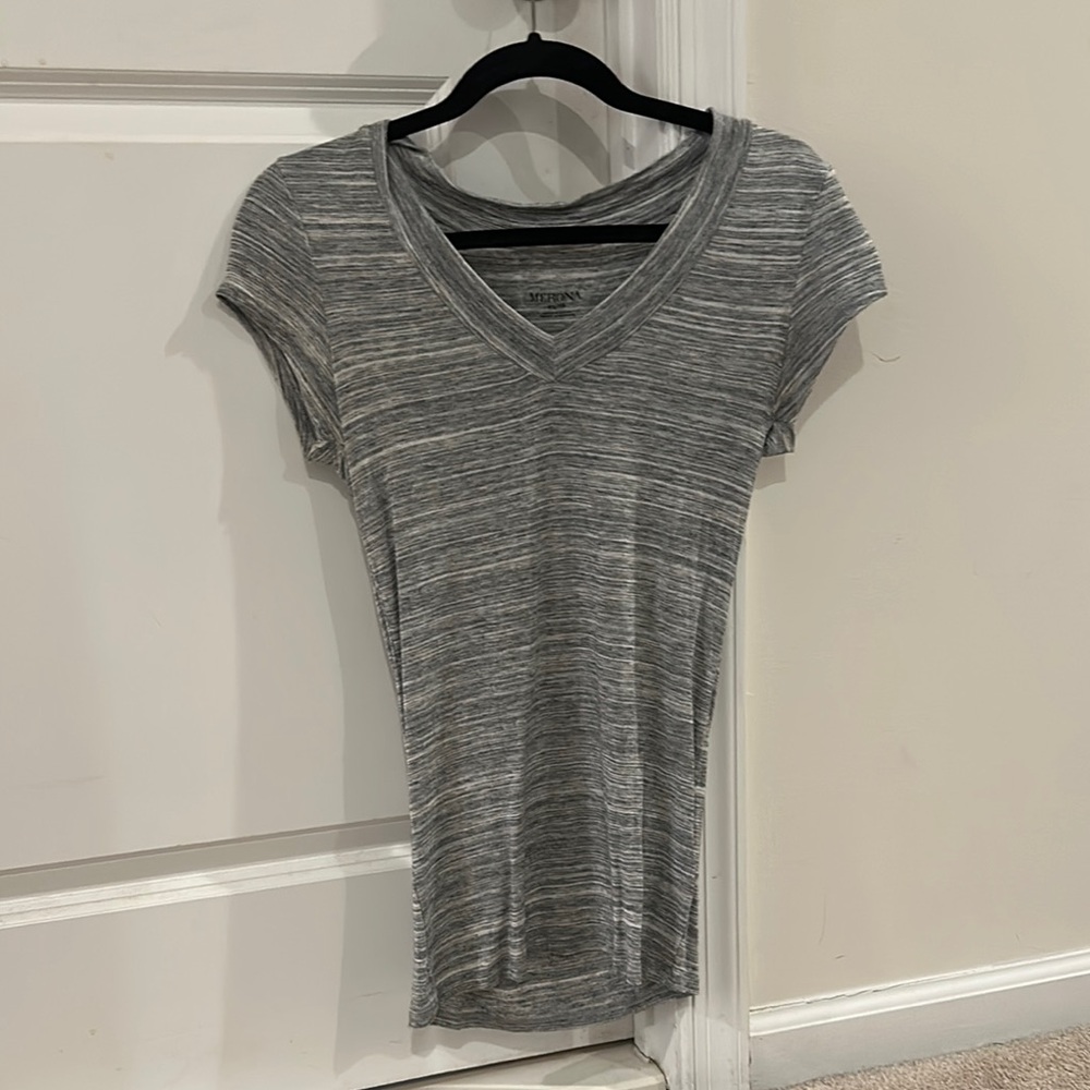 Merona Gray Ribbed Fitted Cap Sleeve T-Shirt